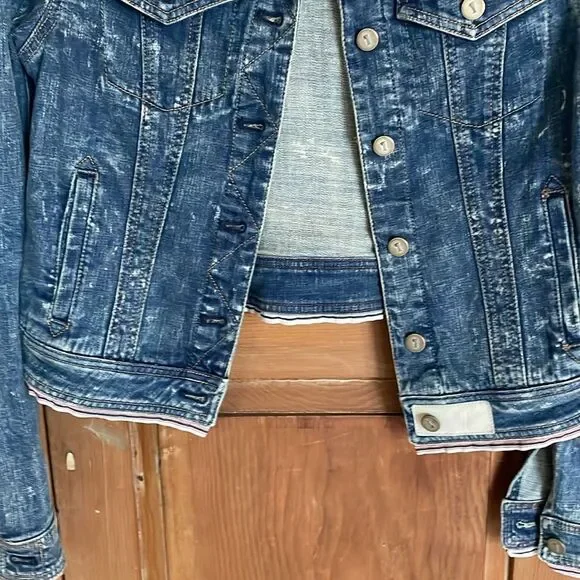 Pilcro & the Letterpress acid wash distressed denim jacket - Picture 4 of 10